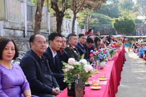 Ngày hội Văn hoá dân tộc Mông Trường phổ thông dân tộc TH&THCS Nùng Nàng, phường Tân Phong