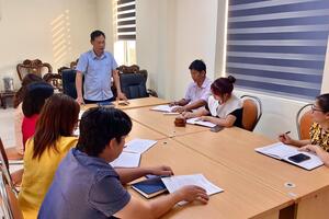 Họp Ban vận động quỹ “ Vì Người nghèo” phường Tân Phong.