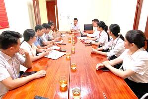 Uỷ ban nhân dân phường Tân Phong làm việc với Viettel Lai Châu, KOL tại Lai Châu.