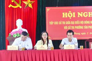 Hội nghị tiếp xúc cử tri giữa đại biểu HĐND phường với cử tri phường Tân Phong.