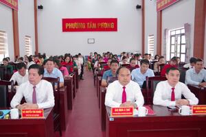 Hội nghị tổng kết năm học 2025-2026; Công bố các Quyết định về giải thể, thành lập tổ chức Đảng và nhân sự các trường học