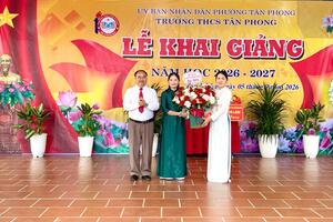 Phường Tân Phong hân hoan khai giảng năm học 2026 - 2027