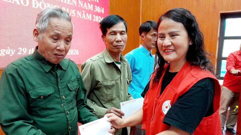 Tặng quà của Lãnh đạo Đảng, Nhà nước nhân dịp ngày Giải phóng miền nam 30/4 và ngày Quốc tế lao động 01/5 năm 2026