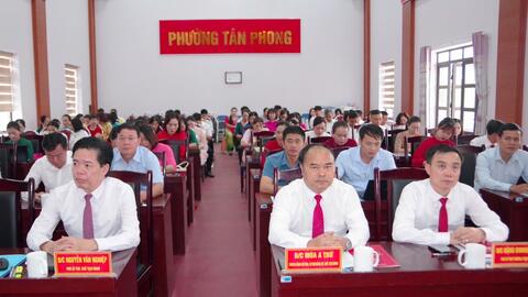 Hội nghị tổng kết năm học 2025-2026; Công bố các Quyết định về giải thể, thành lập tổ chức Đảng và nhân sự các trường học