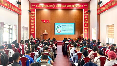 Khai giảng lớp bồi dưỡng kiến thức chuyển đổi số cho các Tổ công nghệ số cộng đồng trên địa bàn phường Tân Phong