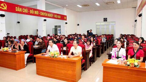 Hội nghị chia sẻ kinh nghiệm, nâng cao kỹ năng livestream, bán hàng online và truyền thông số