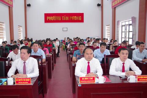 Hội nghị tổng kết năm học 2025-2026; Công bố các Quyết định về giải thể, thành lập tổ chức Đảng và nhân sự các trường học