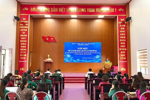 Gặp mặt nữ lãnh đạo, quản lý phường Tân Phong chào mừng kỷ niệm 96 năm Ngày thành lập Hội Liên hiệp Phụ nữ Việt Nam