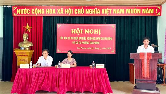 <a href="/tin-tuc-su-kien/tin-kinh-te-chinh-tri" title="Tin Kinh tế - Chính trị" rel="dofollow">Tin Kinh tế - Chính trị</a>