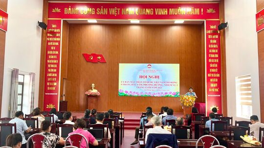 <a href="/tin-tuc-su-kien/tin-kinh-te-chinh-tri" title="Tin Kinh tế - Chính trị" rel="dofollow">Tin Kinh tế - Chính trị</a>