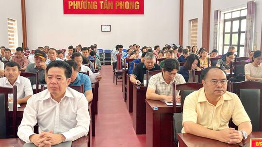 <a href="/tin-tuc-su-kien/tin-kinh-te-chinh-tri" title="Tin Kinh tế - Chính trị" rel="dofollow">Tin Kinh tế - Chính trị</a>