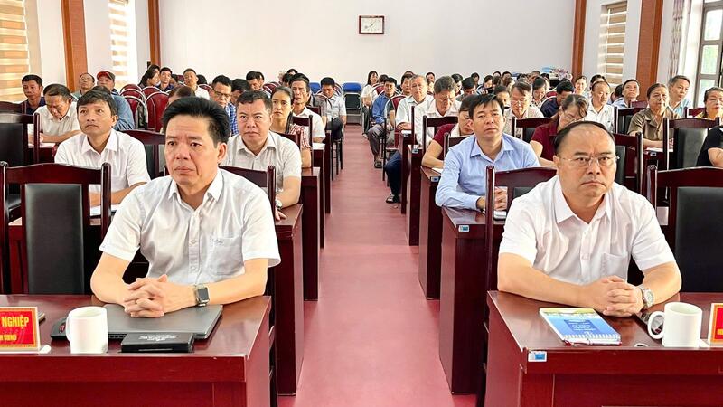 Phường Tân Phong dự Hội nghị toàn quốc nghiên cứu, học tập, quán triệt và triển khai thực hiện một số nghị quyết, chỉ thị của Bộ Chính trị